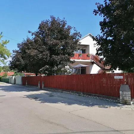 Mimi Vendeghaz Siofok